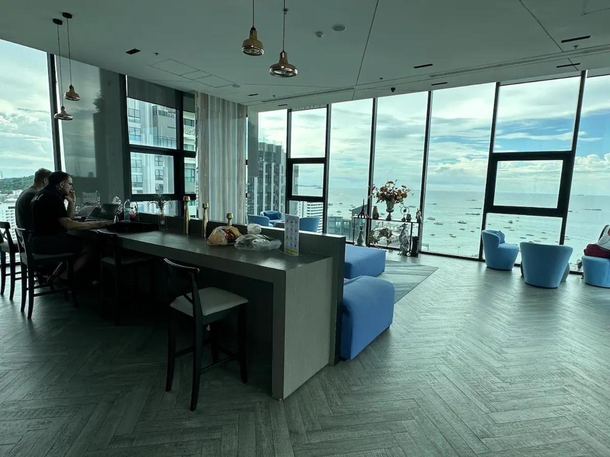 Central Pattaya - Sea View Large Balcony Condo With Infinity Pool Eksteriør billede