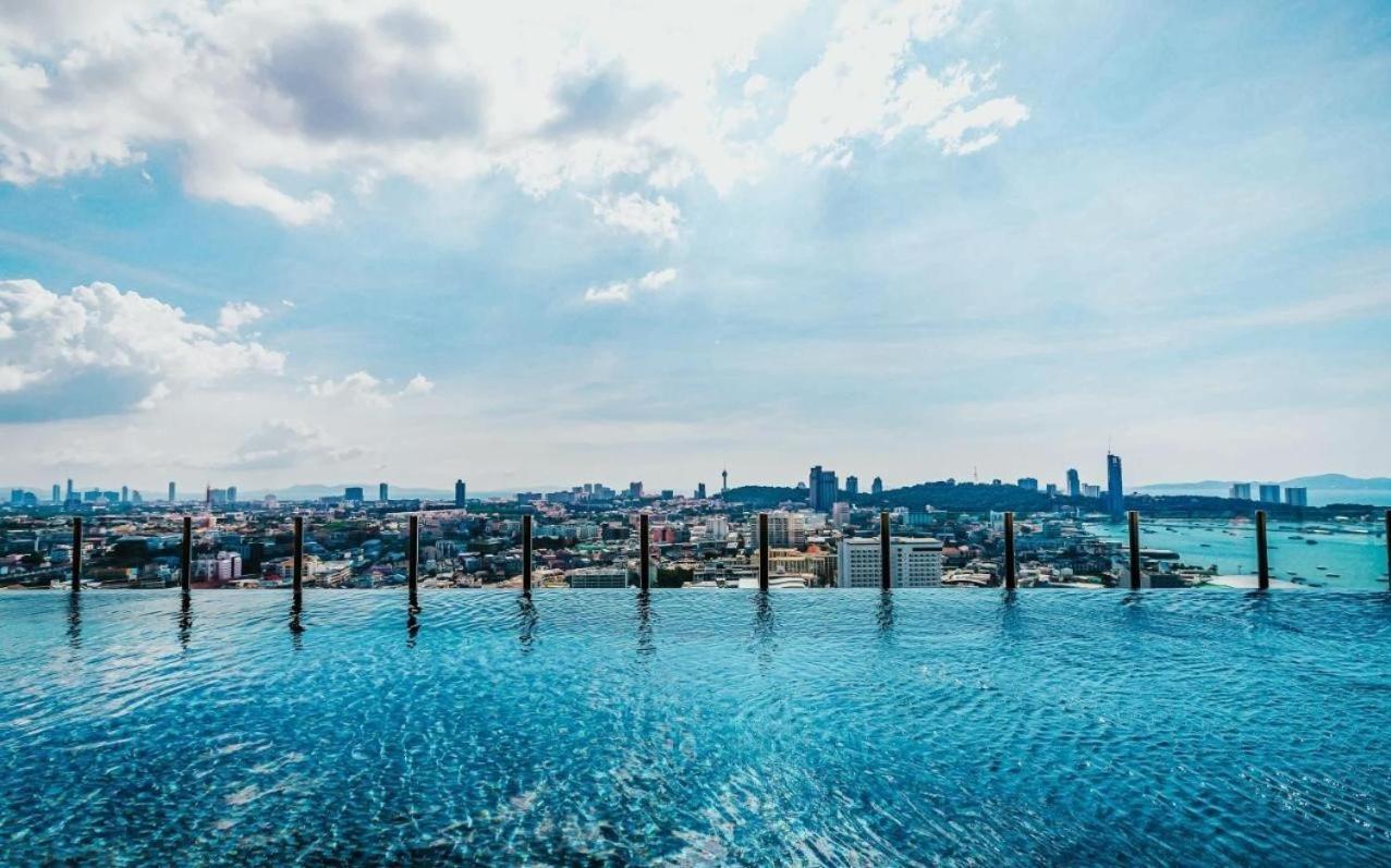 Central Pattaya - Sea View Large Balcony Condo With Infinity Pool Eksteriør billede