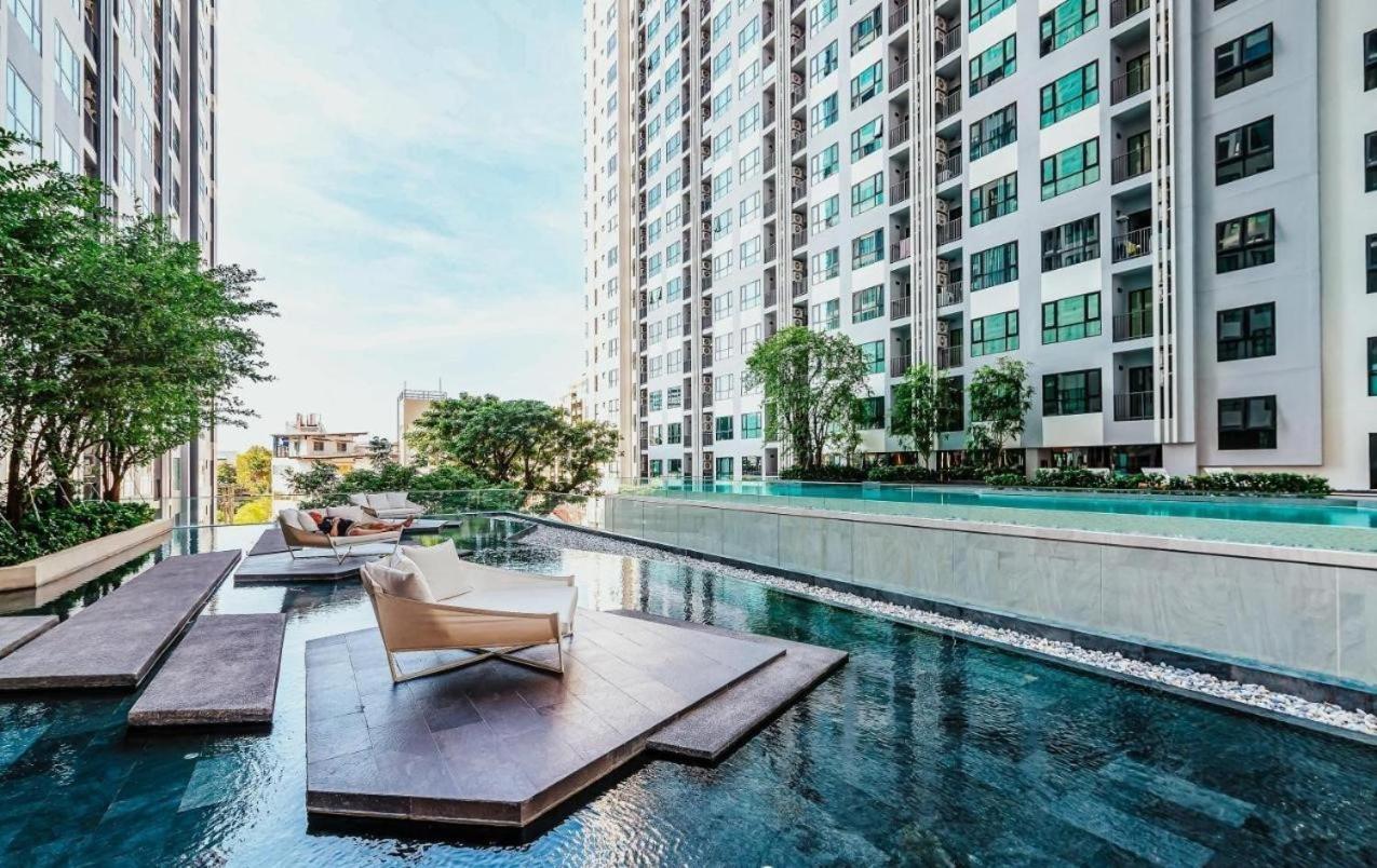 Central Pattaya - Sea View Large Balcony Condo With Infinity Pool Eksteriør billede