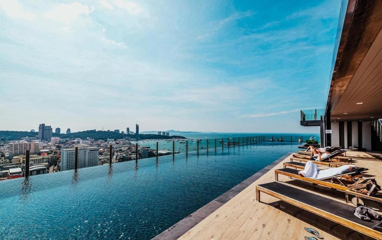 Central Pattaya - Sea View Large Balcony Condo With Infinity Pool Eksteriør billede