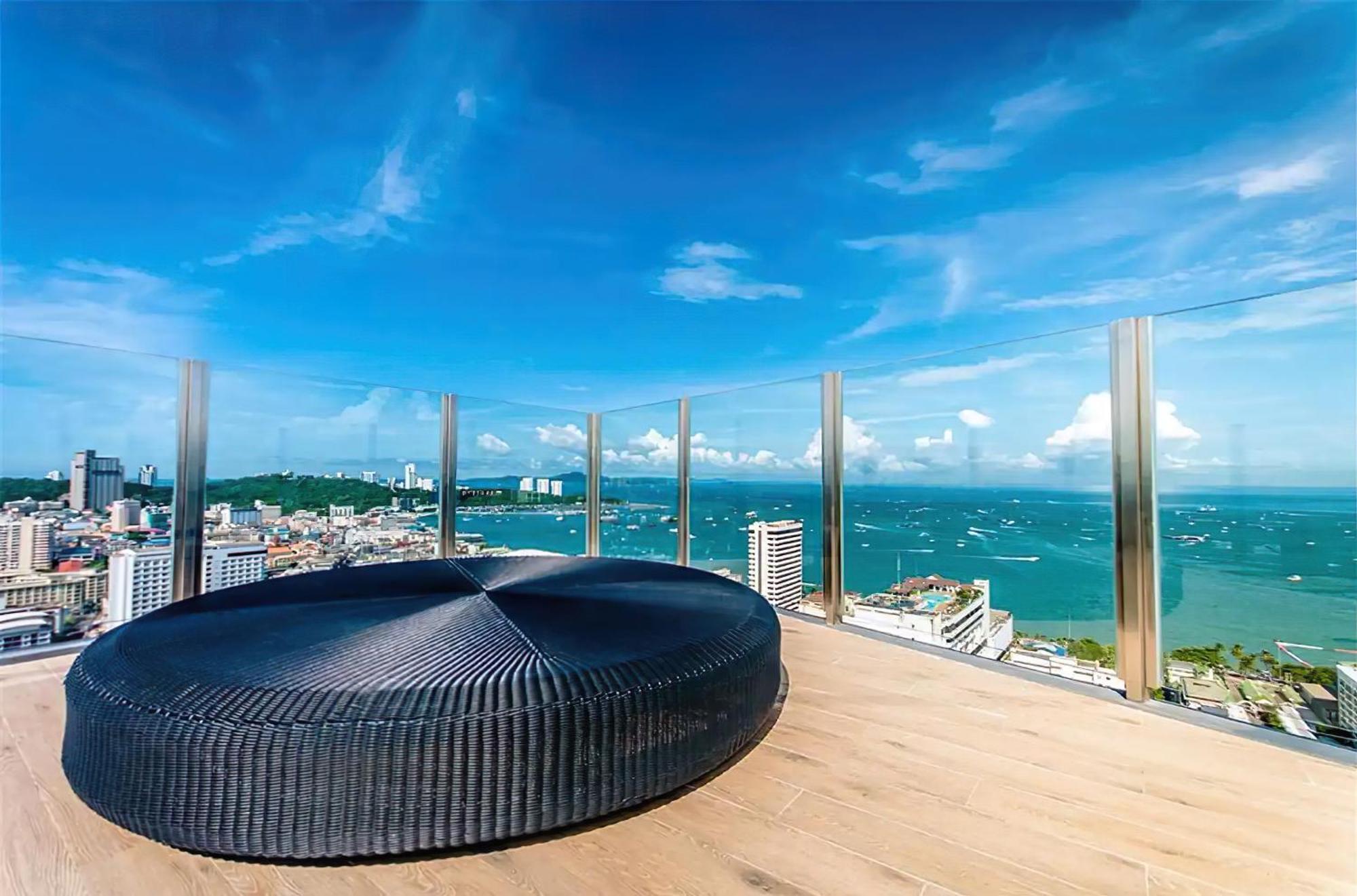 Central Pattaya - Sea View Large Balcony Condo With Infinity Pool Eksteriør billede