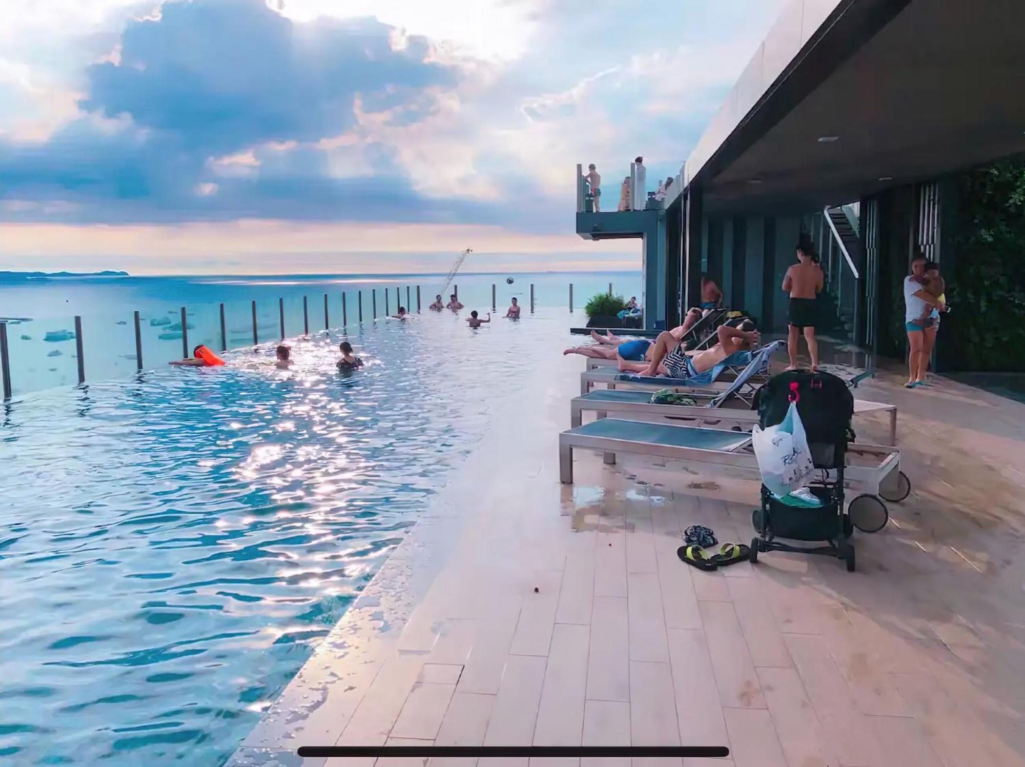 Central Pattaya - Sea View Large Balcony Condo With Infinity Pool Eksteriør billede