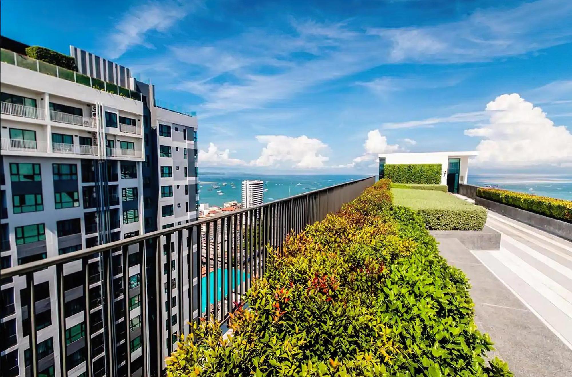 Central Pattaya - Sea View Large Balcony Condo With Infinity Pool Eksteriør billede